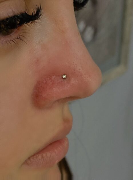 piercing pedra delicada nariz ouro branco